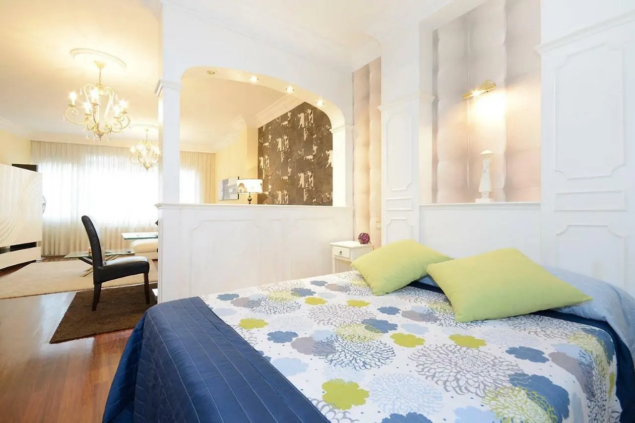 Apartamento Frente Al Guggenheim Con Wifi Y Parking Privado Gratis 毕尔巴鄂 0*,  西班牙